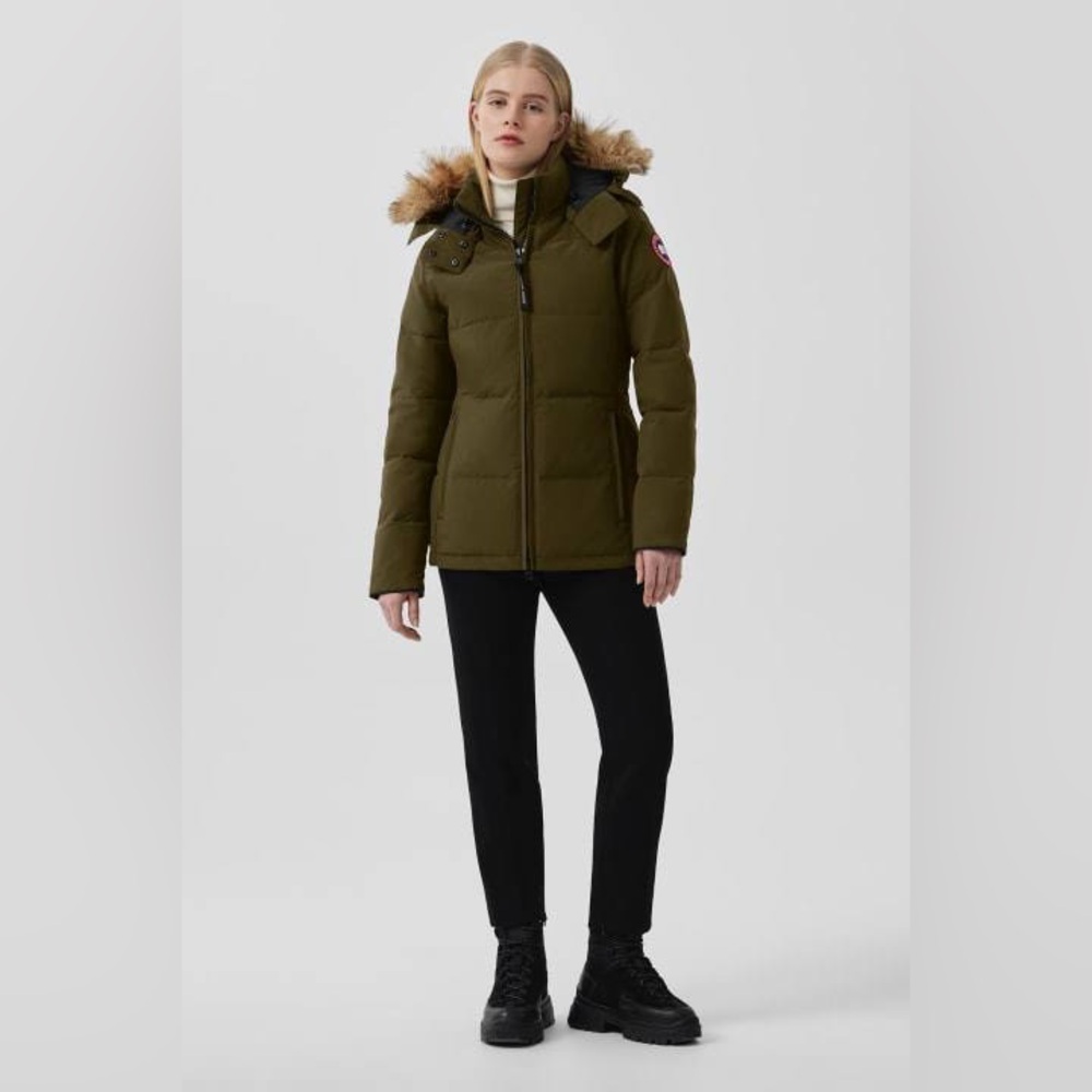 Canada Goose Chelsea Parka winter jacket with fur